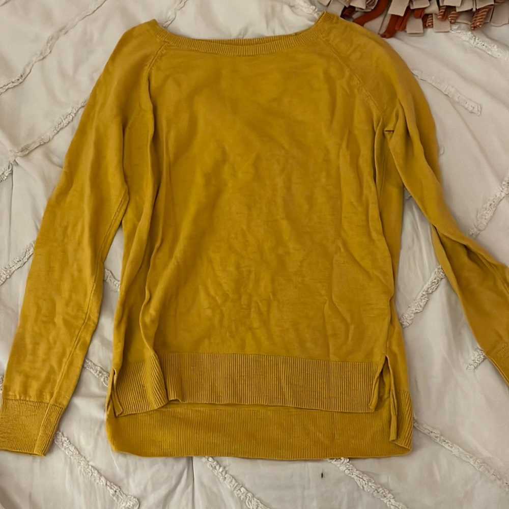 Old Navy Yellow Sweater - Size Small
